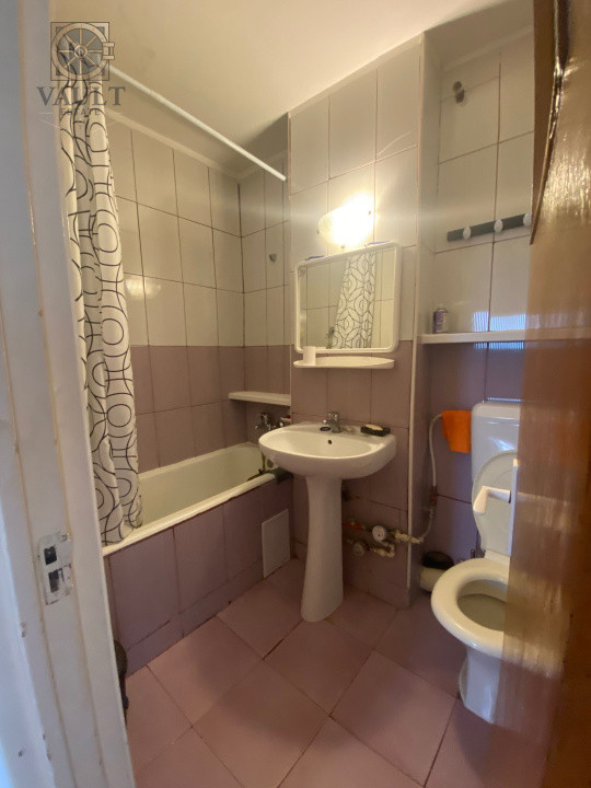 APARTAMENT 2 CAMERE - DECOMANDAT  -METROU DRISTOR
