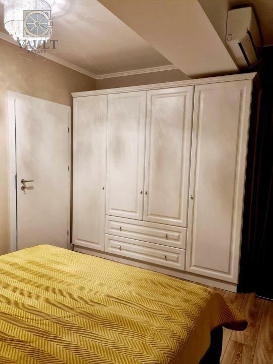 Apartament 3 camere- parcare și boxă-Titan