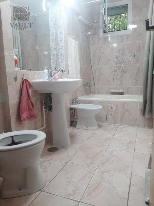 Apartament 3 camere - Centrala proprie - 2 Bai - Titan
