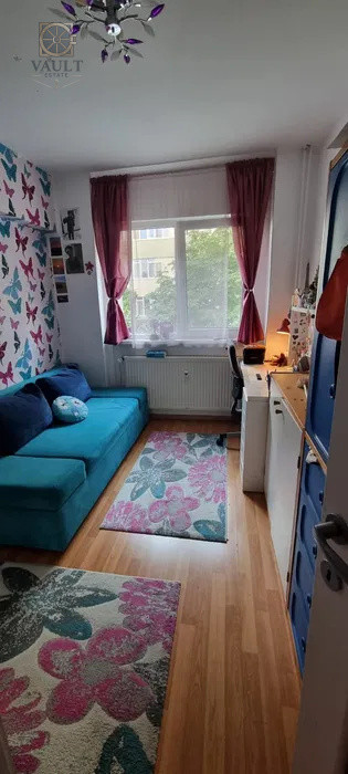 Apartament 3 camere Pantelimon