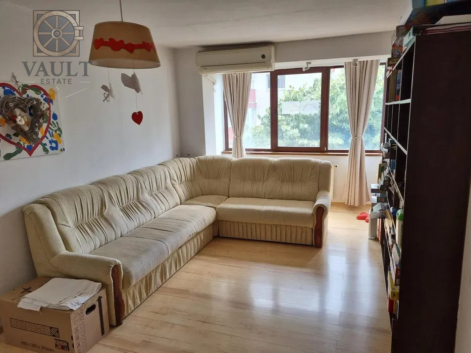 Apartament 3 camere Berceni-Bulevardul Alexandru Obregia