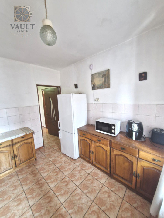 APARTAMENT 3 CAMERE DECOMANDAT -PROSPER  VITAN
