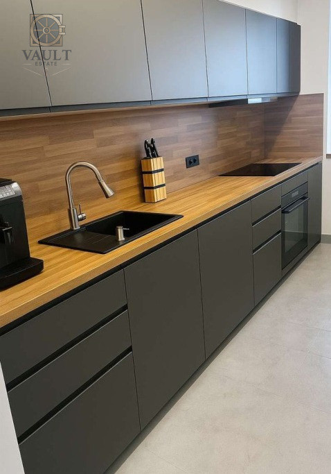 Apartament 3 camere - LA CHEIE - zona DIMITRIE LEONIDA 