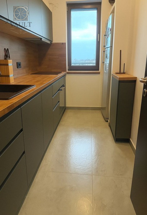 Apartament 3 camere - LA CHEIE - zona DIMITRIE LEONIDA 