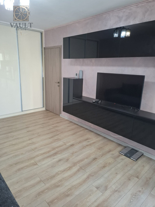 APARTAMENT 3 CAMERE - RENOVAT - PANTELIMON