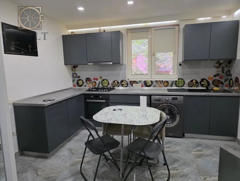 Apartament 2 camere la 5 minute de Metrou Stefan cel Mare 