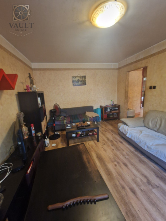 Apartament 4 camere - Titan