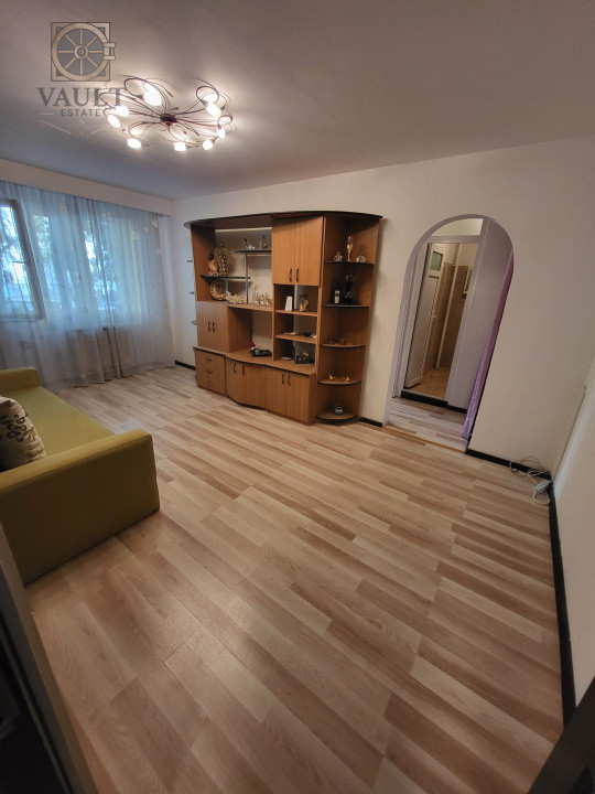 APARTAMENT 4 CAMERE-SALAJ-CALEA FERENTARI-BLOC REABILITAT-2 BAI
