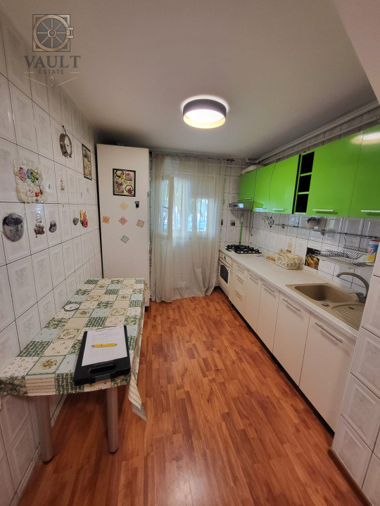 APARTAMENT 4 CAMERE-SALAJ-CALEA FERENTARI-BLOC REABILITAT-2 BAI