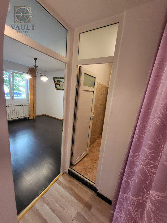 APARTAMENT 4 CAMERE-SALAJ-CALEA FERENTARI-BLOC REABILITAT-2 BAI
