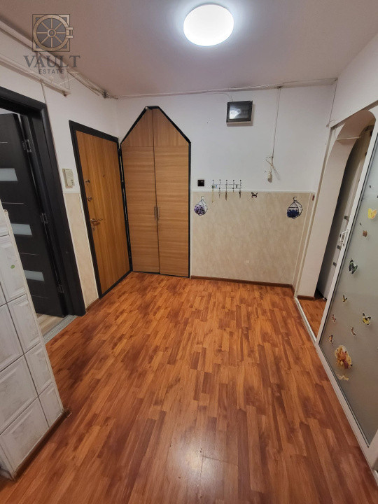 APARTAMENT 4 CAMERE-SALAJ-CALEA FERENTARI-BLOC REABILITAT-2 BAI