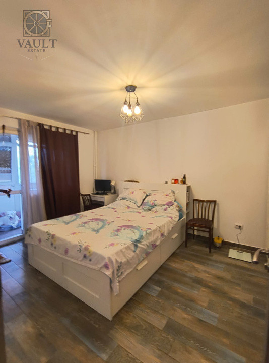 Apartament 4 camere - 5 minute de metrou - 1 Decembrie 1918