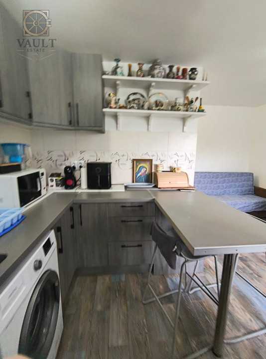 Apartament 4 camere - 5 minute de metrou - 1 Decembrie 1918