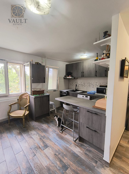 Apartament 4 camere - 5 minute de metrou - 1 Decembrie 1918