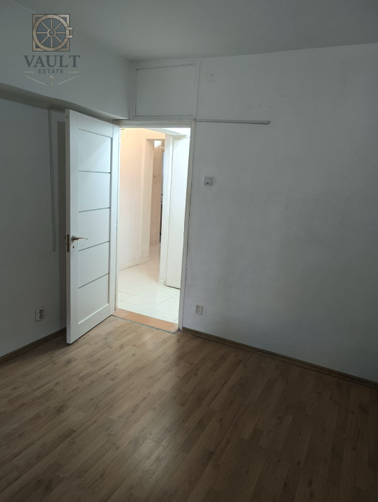 APARTAMENT 3 CAMERE  SPATIOS, M.BRAVU LANGA KAUFLAND  SI INTERSECTIA VITAN