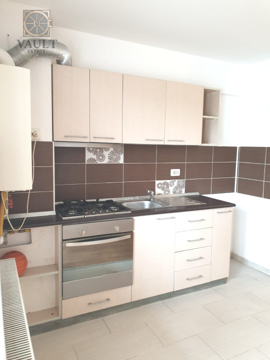 APARTAMENT 2 CAMERE RENOVAT ,CU CENTRALA PROPRIE- VITAN BARZESTI