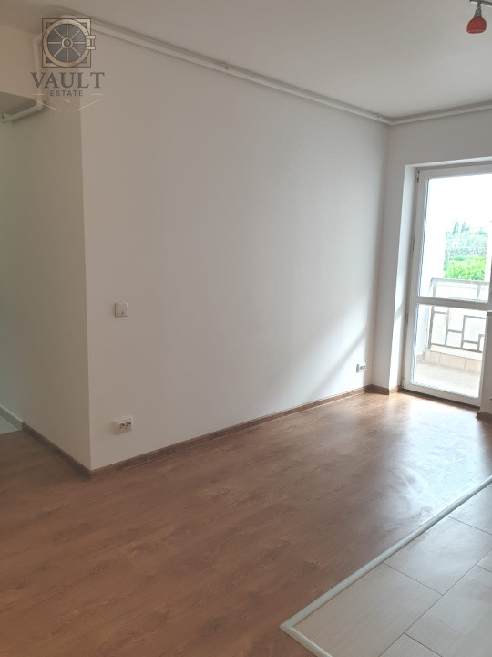 APARTAMENT 2 CAMERE RENOVAT ,CU CENTRALA PROPRIE- VITAN BARZESTI