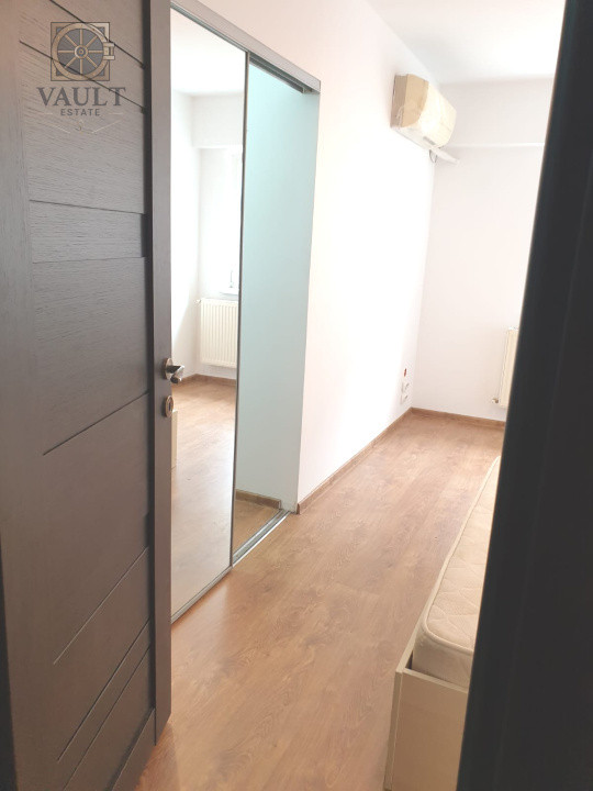 APARTAMENT 2 CAMERE RENOVAT ,CU CENTRALA PROPRIE- VITAN BARZESTI