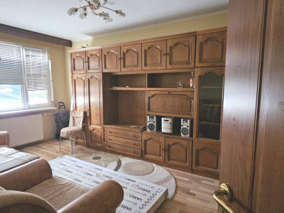  Apartament 3 camere- Decomandat- Bd Chisinau + Boxa 