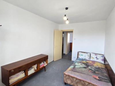 Apartament 3 camere - zona Drumul Taberei