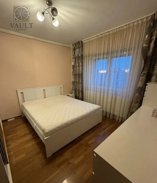 Apartament 3 camere - Lacul Tei