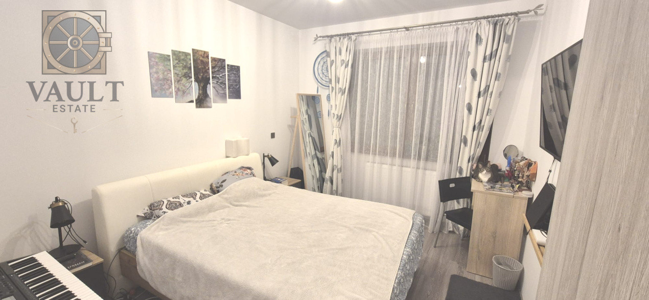 APARTAMENT 3 CAMERE DECOMANDAT+LOC DE PARCARE ,CARTIERUL SOLAR -BERCENI