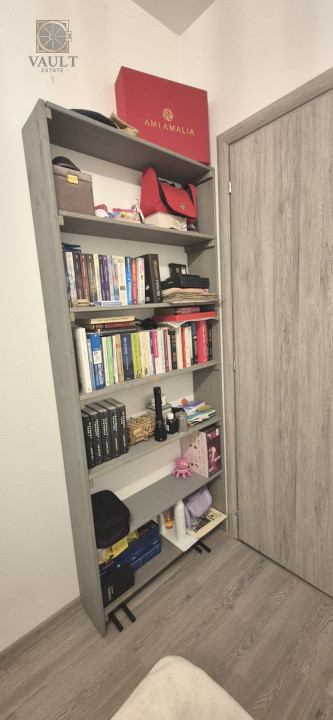 APARTAMENT 3 CAMERE DECOMANDAT+LOC DE PARCARE ,CARTIERUL SOLAR -BERCENI