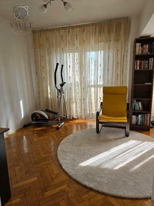 Apartament 3 camere-Stefan Cel Mare - Lizeanu 