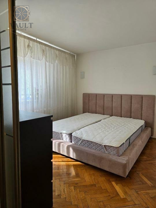 Apartament 3 camere-Stefan Cel Mare - Lizeanu 