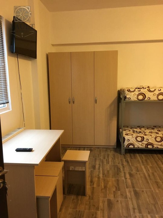 Teren 570 mp + constructie  locuibila + hala-Giulesti-Podul Grant