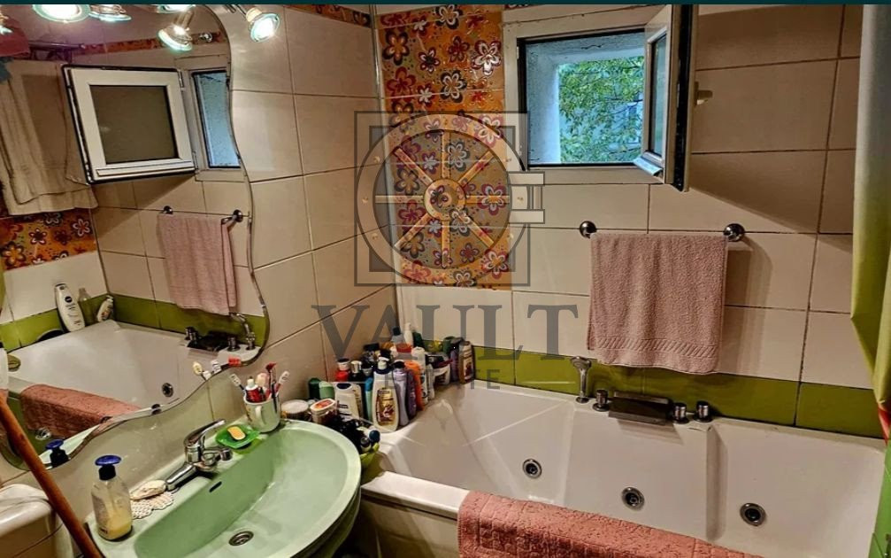 Apartament 4 camere-Decomandat-Centrala Termica- Turda