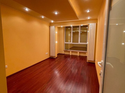 APARTAMENT 3 CAMERE-1 Decembrie 1918/Salajan