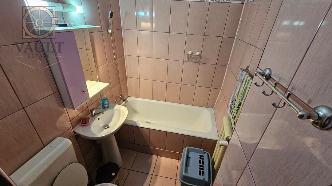 Apartament 3 camere zona Orizont 