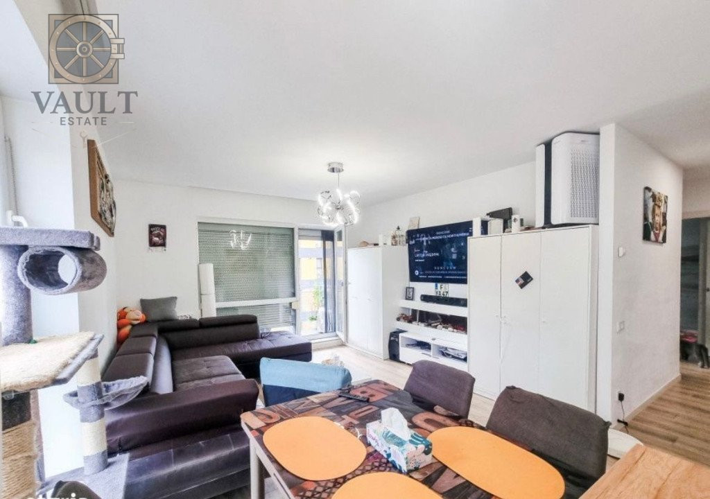 Apartament 4 camere decomandat zona Pantelimon