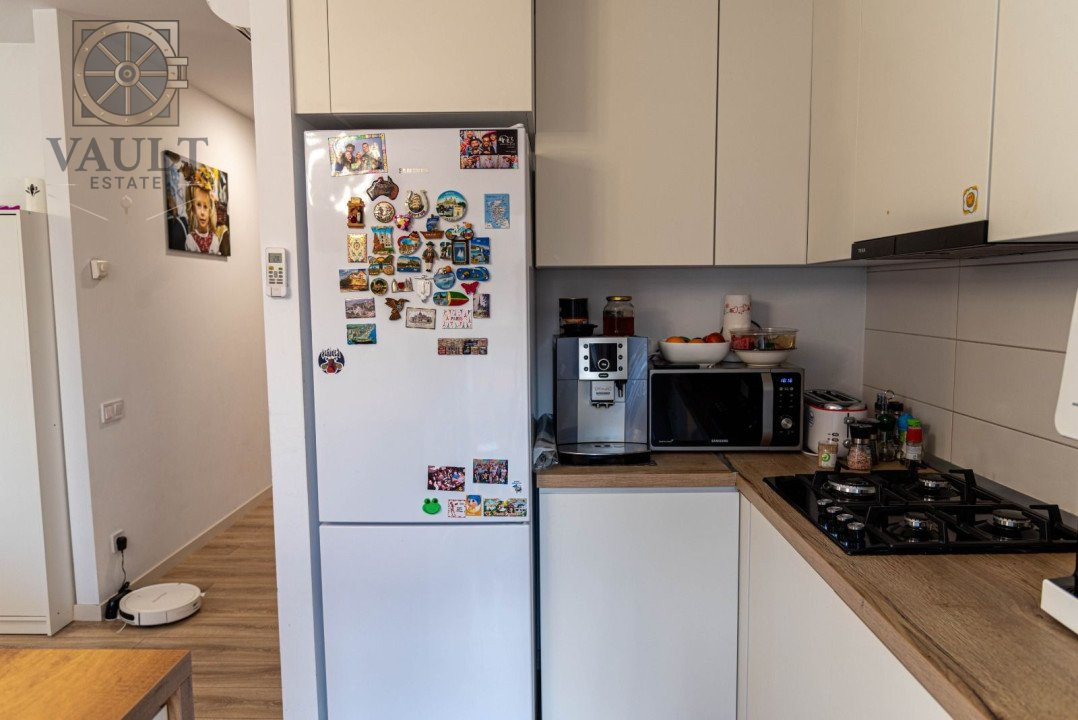 Apartament 4 camere decomandat zona Pantelimon