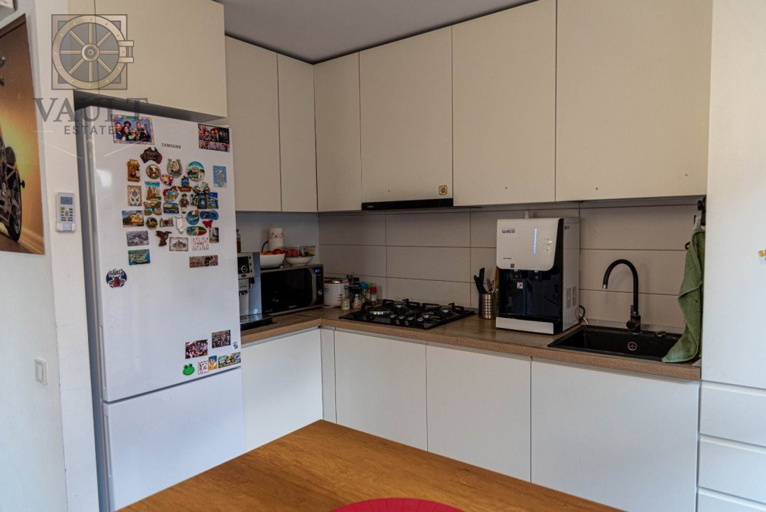 Apartament 4 camere decomandat zona Pantelimon