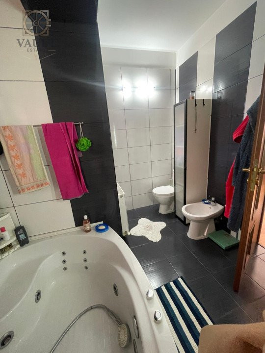  Casa Militari -  metroul Pacii