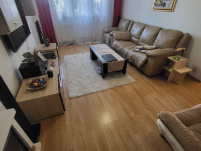 APARTAMENT 4 CAMERE-RAHOVA-BARCA-DECOMANDAT-2 BAI-2 BALCOANE