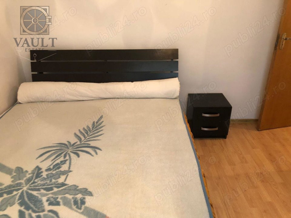 Apartament 4 camere - MOBILAT - zona APARATORII PATRIEI 