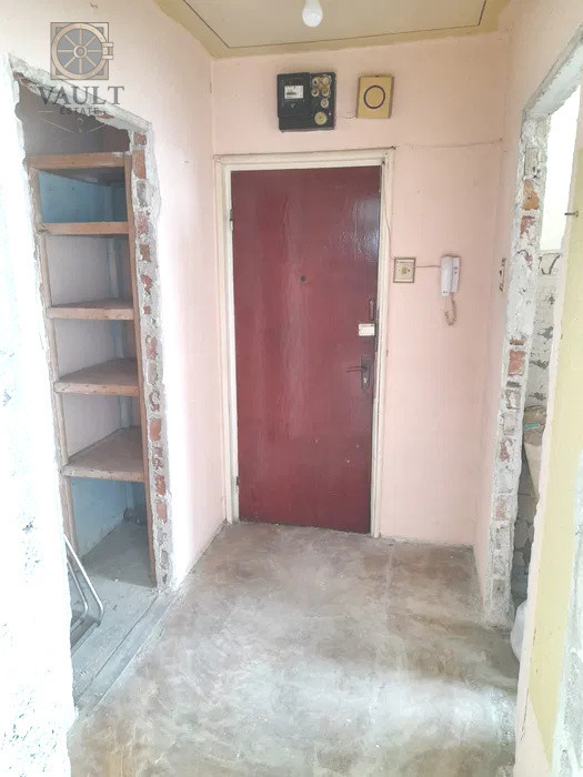 2 camere-de Renovat-la cativa pasi de metrou -1 Decembrie 1918