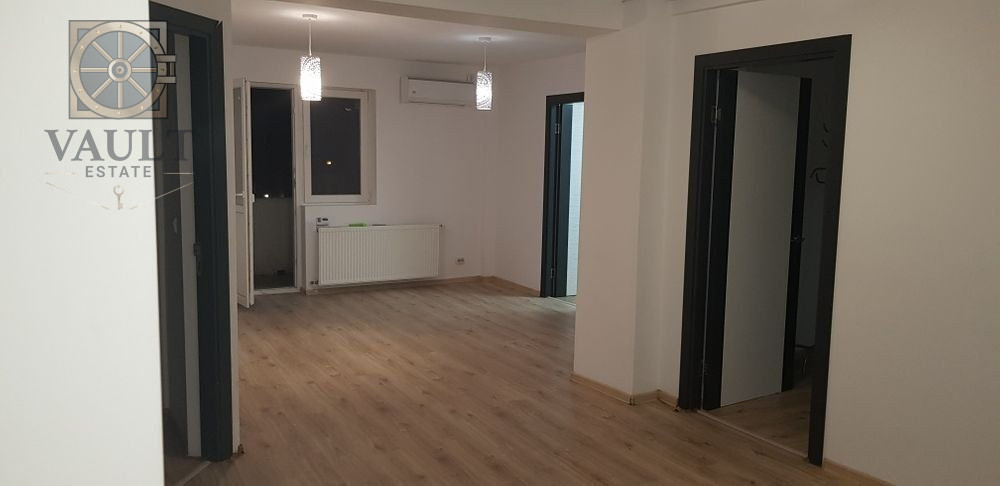 Apartament 3 camere - RENOVAT - zona UNIRII 