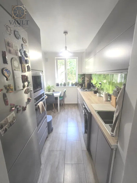 Apartament 3 camere -65 MP- 1 Decembrie 1918 