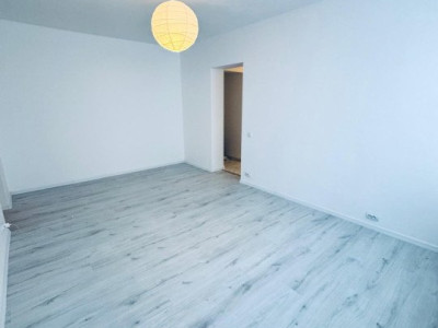 Apartament 3 camere - Titan - Piata Minis