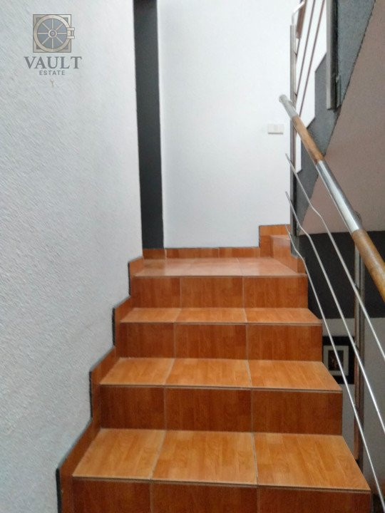 Casa tip Duplex 5 camere MOBILAT/UTILAT zona Linistita - Fundeni 