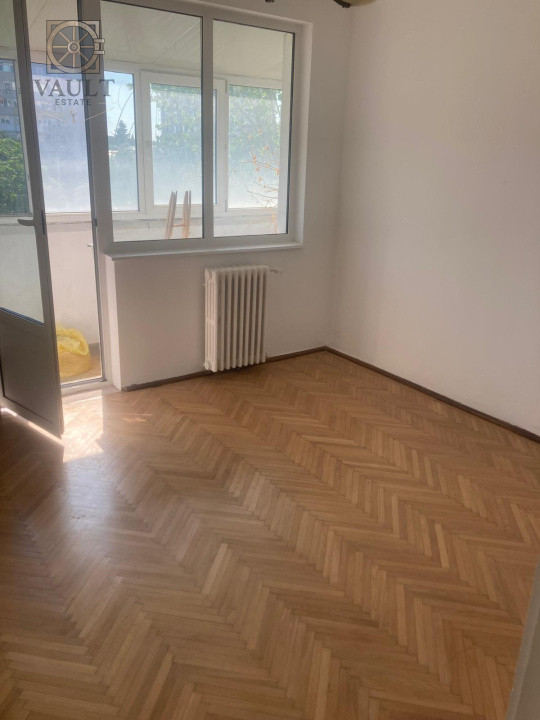 Apartament 3 camere Bulevardul Ion Mihalache-Metrou 1 Mai