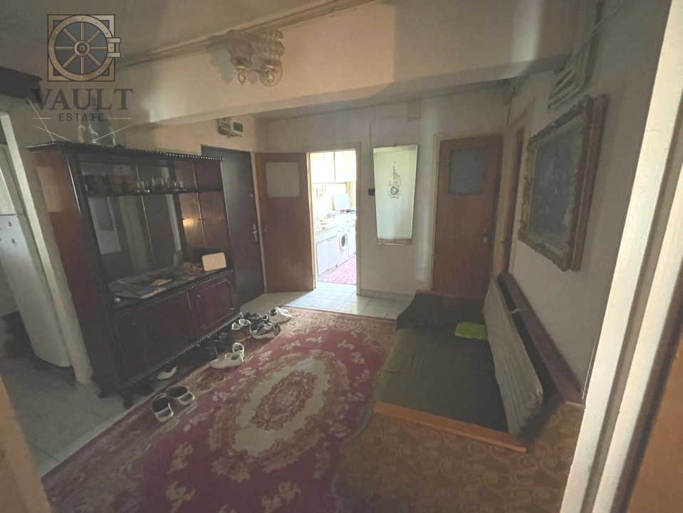 APARTAMENT 4 CAMERE-  CENTRALA TERMICA  - 1 Decembrie 1918