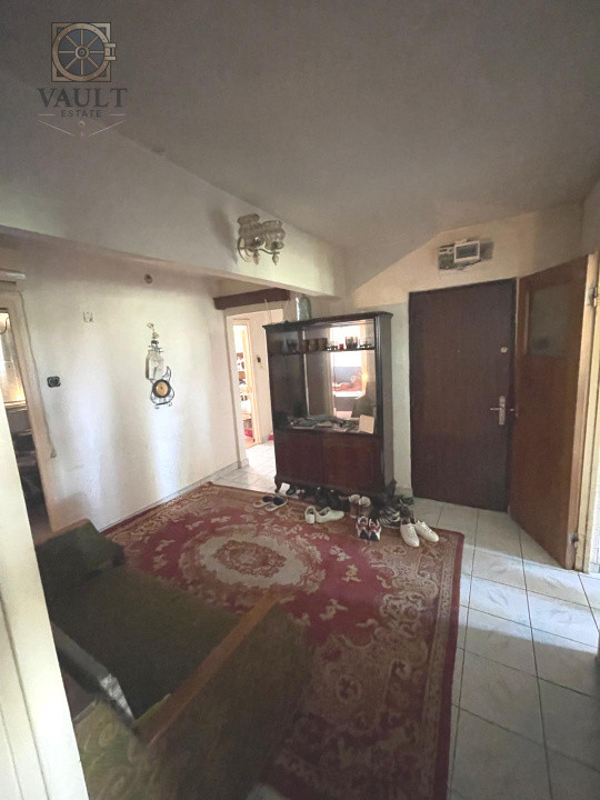 APARTAMENT 4 CAMERE-  CENTRALA TERMICA  - 1 Decembrie 1918