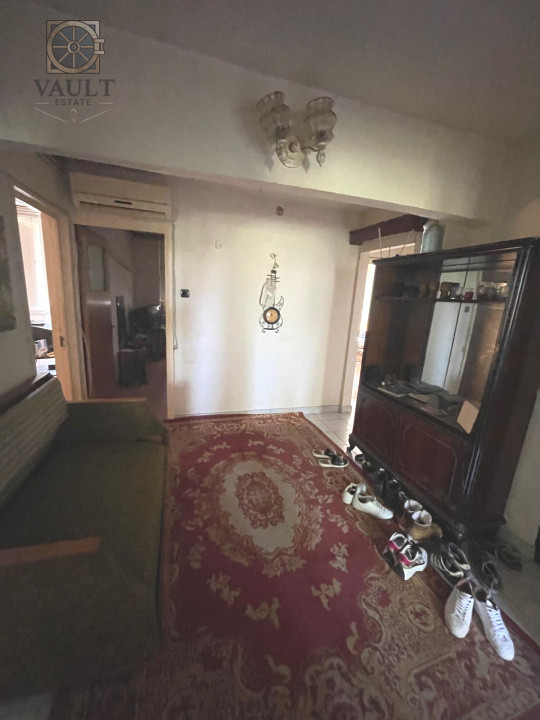APARTAMENT 4 CAMERE-  CENTRALA TERMICA  - 1 Decembrie 1918