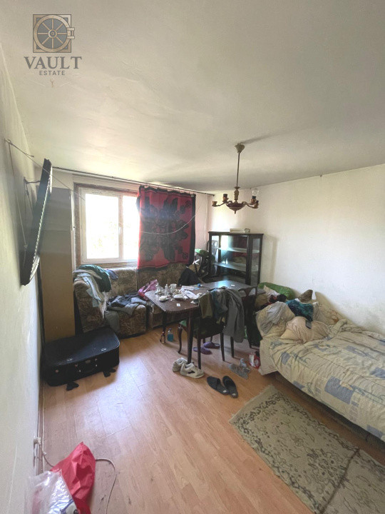 APARTAMENT 4 CAMERE-  CENTRALA TERMICA  - 1 Decembrie 1918