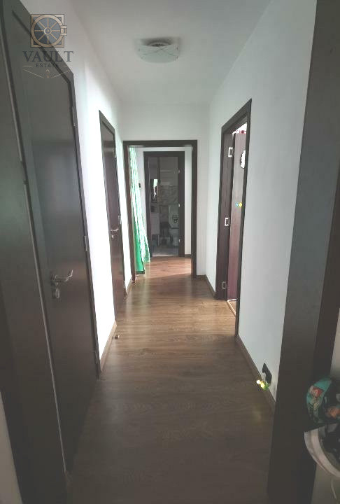 APARTAMENT 3 CAMERE DECOMANDAT  -DRISTOR -PARK LAKE 